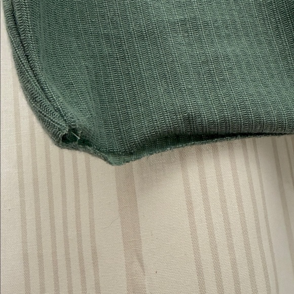 🌈5/$25 BUNDLE‼️RVCA Seafoam Green Square Neck Ribbed Knit Crop Top - Picture 4 of 6